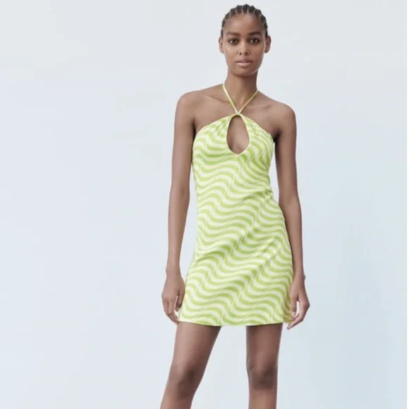 Zara dress - Picture 2 of 7